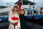 Amsterdam 1 december 2017
Wereld aidsdag met Nicolette Kluijver en Angela Groothuizen.
Ze varen met de pond achter Centraal Station naar de overkant van het IJ