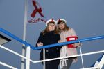 Amsterdam 1 december 2017
Wereld aidsdag met Nicolette Kluijver en Angela Groothuizen.
Ze varen met de pond achter Centraal Station naar de overkant van het IJ