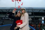 Amsterdam 1 december 2017
Wereld aidsdag met Nicolette Kluijver en Angela Groothuizen.
Ze varen met de pond achter Centraal Station naar de overkant van het IJ