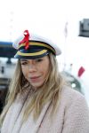 Amsterdam 1 december 2017
Wereld aidsdag met Nicolette Kluijver en Angela Groothuizen.
Ze varen met de pond achter Centraal Station naar de overkant van het IJ