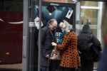 Amsterdam 18 november 2017 
Remco Campert met zijn vrouw wachtend op de tram