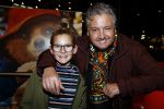 Amsterdam 6 december 2017
Premiere Paddington in Pathe Arena. Rene Froger met kleindochter Charlie