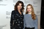 Amsterdam 1 december 2017 
Ballet voorstelling in de Stopera in Amsterdam. Rifka Lodeizen met dochter