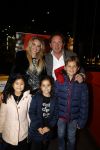 Amsterdam 6 december 2017
Premiere Paddington in Pathe Arena. Robert leroy met zijn nieuwe vriendin Jamie de Boer en 2 kinderen