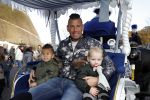 Kaatsheuvel 19 november 2017
Barbie ( Samantha de Jong) in de efteling met haar kinderen en viend Rolf Tangel met zoontje