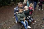 Kaatsheuvel 19 november 2017
Barbie ( Samantha de Jong) in de efteling met haar kinderen en viend Rolf Tangel met zoontje