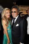 Amsterdam 7 december 2017
Luxury fair in de RAI. Ronnie Rosenbaum met vriendin