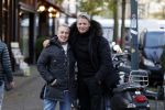 Amsterdam 22 november 2017 
Thomas Berge op straat in Amsterdam zuid met Billy Dans