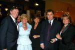 Amsterdam 17 decmber 2001

Princess kerstborrel in het Grace Theater.
Aad Ouborg en Tom Westermeijer Christine Kroonenberg en Netty

Peter Smulders bv