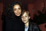 Amsterdam 14 november 2017
Presentatie Linda Man met Linda de Mol en Johnny de Mol in de bijlmerbajes. fajah Lourens met zoon