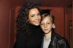 Amsterdam 14 november 2017
Presentatie Linda Man met Linda de Mol en Johnny de Mol in de bijlmerbajes. fajah Lourens met zoon