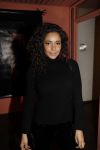 Amsterdam 14 november 2017
Presentatie Linda Man met Linda de Mol en Johnny de Mol in de bijlmerbajes. fajah Lourens met zoon
