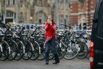 Amsterdam 20 november 2018
Adelheid Roossen staat voor Palladium te bellen.
