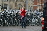 Amsterdam 20 november 2018
Adelheid Roossen staat voor Palladium te bellen.