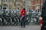 Amsterdam 20 november 2018
Adelheid Roossen staat voor Palladium te bellen.