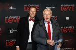 Amsterdam 26 november 2018
Premiere All you need is love in het delamar theater. Andre v Duin met Martin