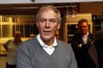 Puttershoek 8 december 2018
Presentatie boek Kees Verkerk. Ard Schenk en zijn vrouw krijgen allebei het eerste boek overhandigd.