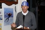 Puttershoek 8 december 2018
Presentatie boek Kees Verkerk. Ard Schenk en zijn vrouw krijgen allebei het eerste boek overhandigd.