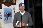 Puttershoek 8 december 2018
Presentatie boek Kees Verkerk. Ard Schenk en zijn vrouw krijgen allebei het eerste boek overhandigd.
