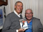 Puttershoek 8 december 2018
Presentatie boek Kees Verkerk. Ard Schenk en zijn vrouw krijgen allebei het eerste boek overhandigd.