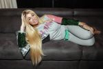 Scheveningen 30 november 2018
Exclusief intervieuw met Barbie (samantha de Jong) nadat ze terug gekomen is uit de afkickkliniek in Schotland. Karin Riethoven intervieuwt haar voor Story.
