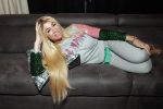 Scheveningen 30 november 2018
Exclusief intervieuw met Barbie (samantha de Jong) nadat ze terug gekomen is uit de afkickkliniek in Schotland. Karin Riethoven intervieuwt haar voor Story.
