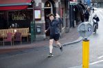Amsterdam 17 december 2018
Beau v Erven Dorens hard lopend in het centrum van Amsterdam.