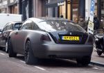 Amsterdam 23 november 2018
Rapper Boef en Frenna op de pc hooftstraat. Boef loopt met krukken en kwam met zijn Rolls Royce.