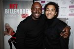 Amsterdam 11 december 2018
Boekpresentatie van Carlos Lens  ( Het billenboek) bij George. carlos met zijn zoon.