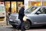 Amsterdam 27 november 2018
Cor Boonstra doet boodschappen in Amsterdam zuid.