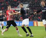 Eindhoven,24 November 2019
Kompetitie Seizoen 2018-2019 PSV-SC Heerenveen, eindstand 3-0
Daniel Schwaab Daniel Hoegh en Sam Lammers