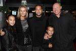 Amsterdam 11 december 2018
Modeshow en feest Nikkie Plessen met heel veel artiesten in AFAS live. Denny Landzaat met vrouw kinderen en
