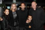Amsterdam 11 december 2018
Modeshow en feest Nikkie Plessen met heel veel artiesten in AFAS live. Denny Landzaat met vrouw kinderen en