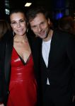 Amsterdam 11 december 2018
Modeshow en feest Nikkie Plessen met heel veel artiesten in AFAS live.Duncan Stutterheim met vrouw