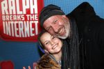 Amsterdam 8 december 2018
Premiere van Ralph Breaks the Internet in Pathe Arena. Eddy Zoe met dochter