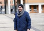 Den Bosch 30 november 2018
Rechtszaak tussen Johan Vlemmix en Patricia Paay. Johan kwam met een look a like pop ( in rolstoel) van zichzelf en Patricia kwam met haar man Robbert Hinfelaar naar de rechtbank in Den Bosch. Eendevanger was ook aanwezig
