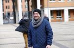 Den Bosch 30 november 2018
Rechtszaak tussen Johan Vlemmix en Patricia Paay. Johan kwam met een look a like pop ( in rolstoel) van zichzelf en Patricia kwam met haar man Robbert Hinfelaar naar de rechtbank in Den Bosch. Eendevanger was ook aanwezig