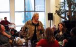 Den Haag 3 december 2018
Minister Hugo de Jonge arriveert bij libelle Nieuwscafe ( in Dudok. Ebru Umar interviewt hem.
