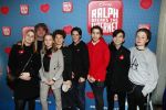 Amsterdam 8 december 2018
Premiere van Ralph Breaks the Internet in Pathe Arena. Frank Lammers met dochter en vriendjes