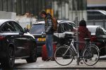 Amsterdam 8 december 2018
Gordon met zijn nieuwe vriend Ryk du Preez . Ryk komt uit zuid Afrika.