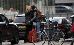 Amsterdam 8 december 2018
Gordon met zijn nieuwe vriend Ryk du Preez . Ryk komt uit zuid Afrika.