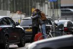 Amsterdam 8 december 2018
Gordon met zijn nieuwe vriend Ryk du Preez . Ryk komt uit zuid Afrika.