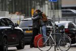 Amsterdam 8 december 2018
Gordon met zijn nieuwe vriend Ryk du Preez . Ryk komt uit zuid Afrika.
