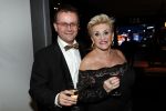 Amsterdam 6 december 2018
Openingsavond VIP van de luxery fair in de RAI. hanny Veerkamp met zoon
