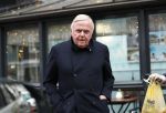 Amsterdam, 16 November 2018 
Harry Mens wandelend op de PC Hooftstraat