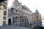 Den Haag 3 december 2018
Beveiligingscameras bij het torentje van Mark Rutte