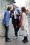 Den Haag 3 december 2018
Minister Hugo de Jonge arriveert bij libelle Nieuwscafe ( in Dudok. Ebru Umar interviewt hem. matthijs Albers intervieuwt hem