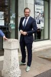 Den Haag 3 december 2018
Minister Hugo de Jonge arriveert bij libelle Nieuwscafe ( in Dudok. Ebru Umar interviewt hem.