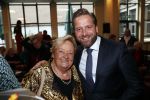 Den Haag 3 december 2018
Minister Hugo de Jonge arriveert bij libelle Nieuwscafe ( in Dudok. Ebru Umar interviewt hem. Hugo en Erica Terpstra