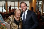 Den Haag 3 december 2018
Minister Hugo de Jonge arriveert bij libelle Nieuwscafe ( in Dudok. Ebru Umar interviewt hem. Hugo en Erica Terpstra